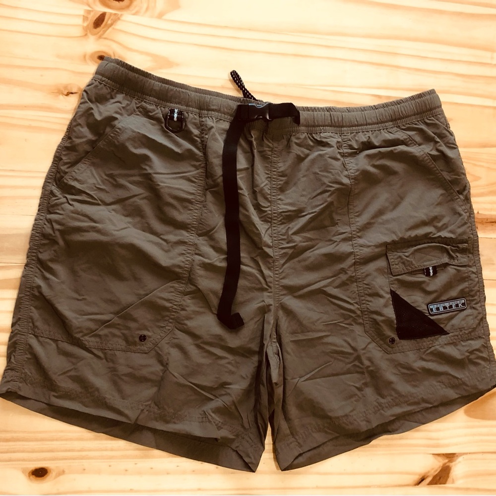 Eddie Bauer Sport Utility Shorts Mens Size XXL Beige/Black Outdoor Hiking